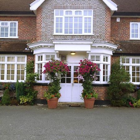 The Royal Standard Guest House Virginia Water Extérieur photo